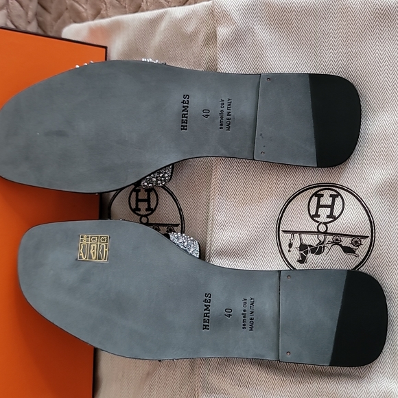 Hermes Oran Sandal with Crystals size 40eu/ 10US Limited Edition Black Leather - Picture 17 of 17